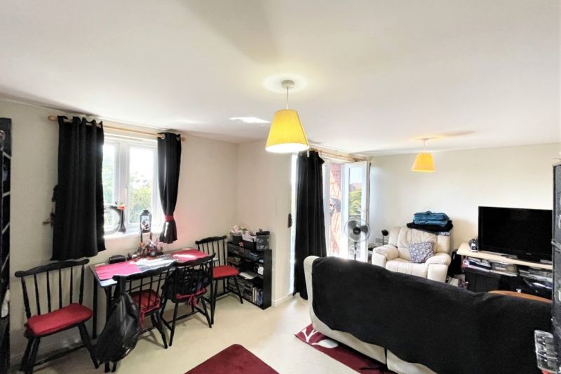 2 bed Apartment For Auction