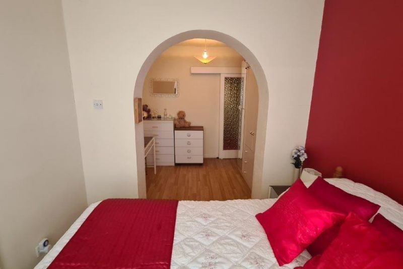 4 bed Terraced House For Auction