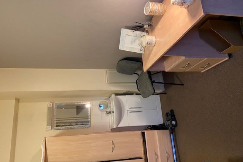 1 bed Flat For Auction