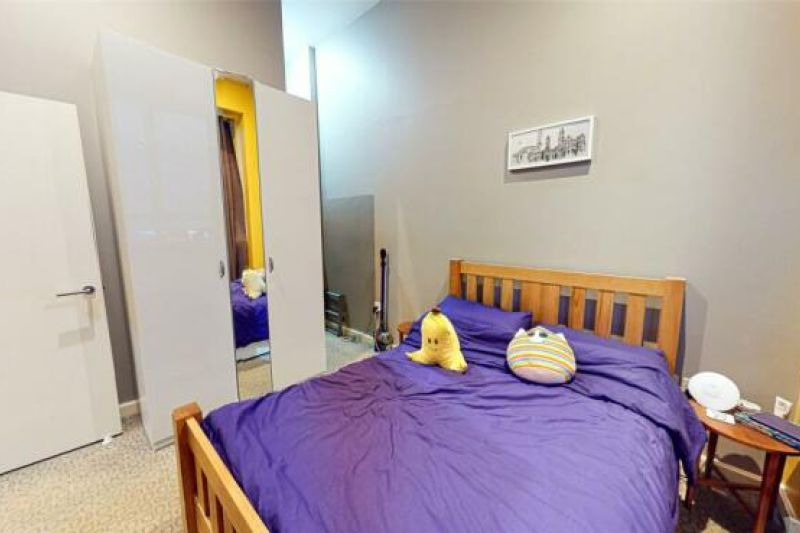 1 bed Ground Floor Apartment For Auction