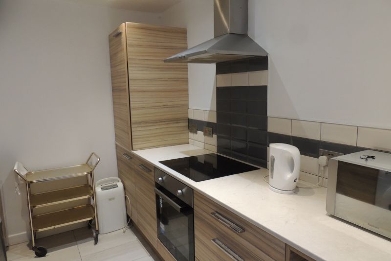 1 bed Studio Apartment For Auction