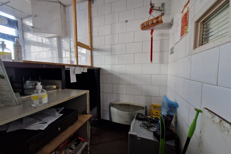 Takeaway Commercial For Auction