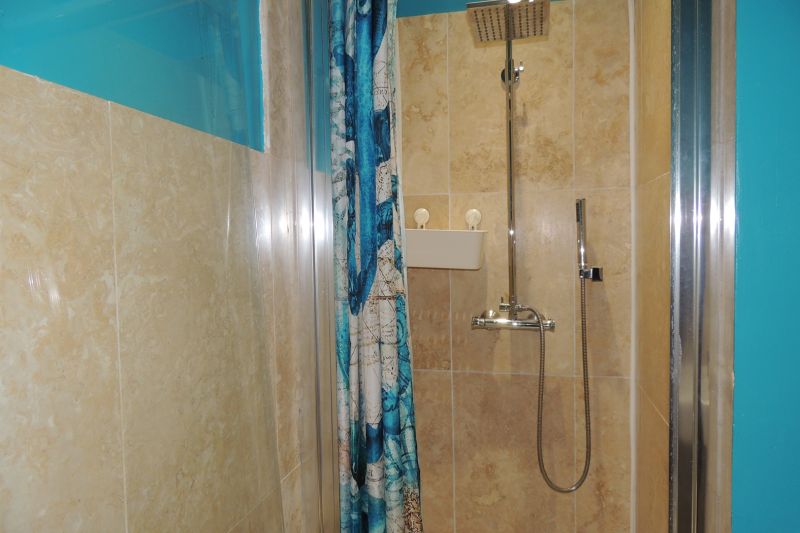 4 bed End Terrace House For Auction