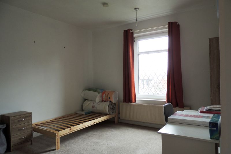 4 bed End Terrace House For Auction