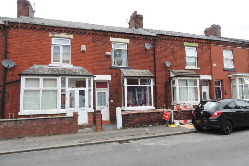 3 bed Terraced House For Auction