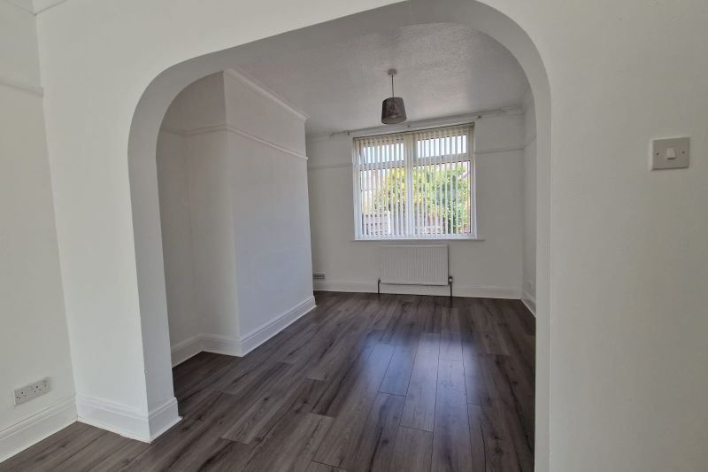 3 bed Semi-Detached House For Auction