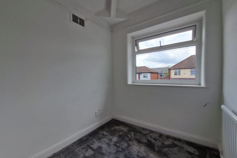 3 bed Semi-Detached House For Auction