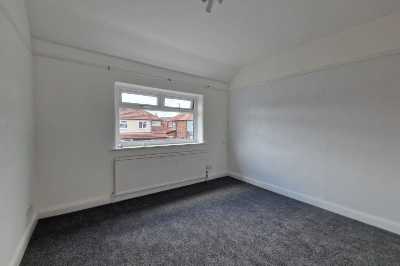 3 bed Semi-Detached House For Auction