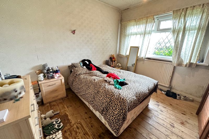 2 bed Semi-Detached Bungalow For Auction