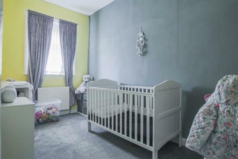 2 bed Terraced House For Auction