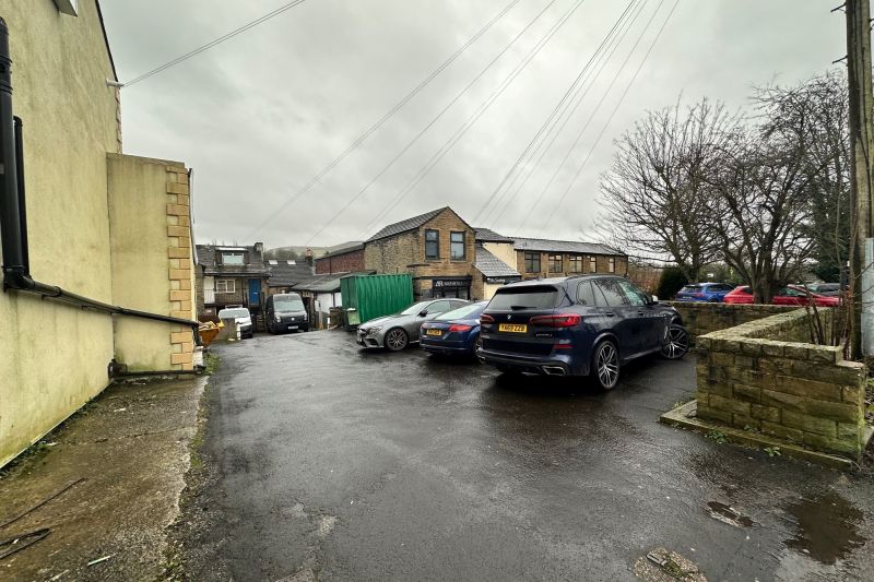 2 bed Mixed Use Commercial For Auction