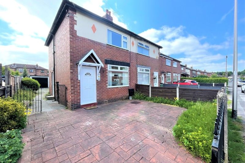 2 bed Semi-Detached House For Auction