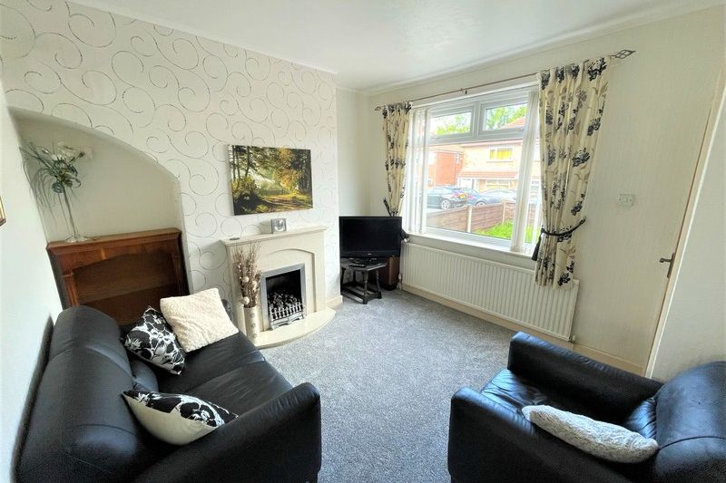2 bed Semi-Detached House For Auction