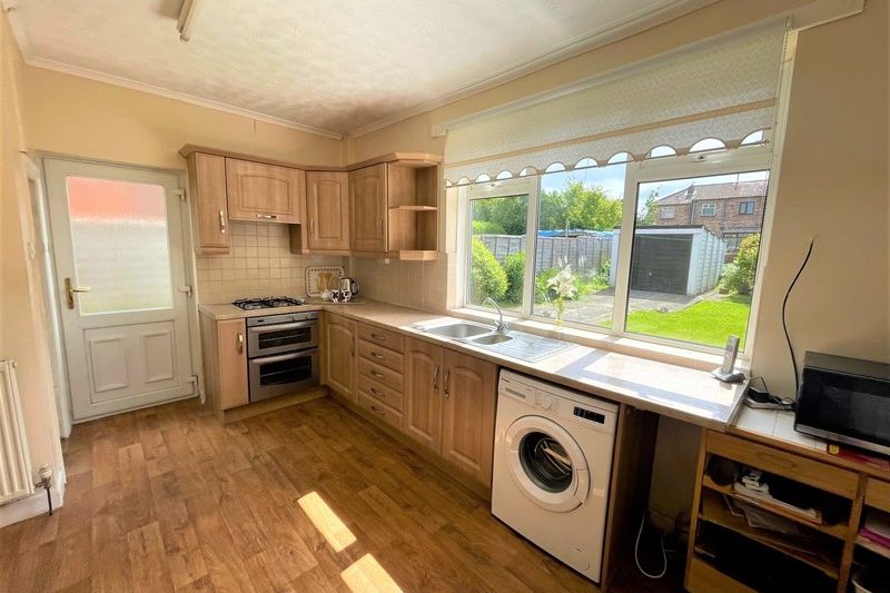 2 bed Semi-Detached House For Auction