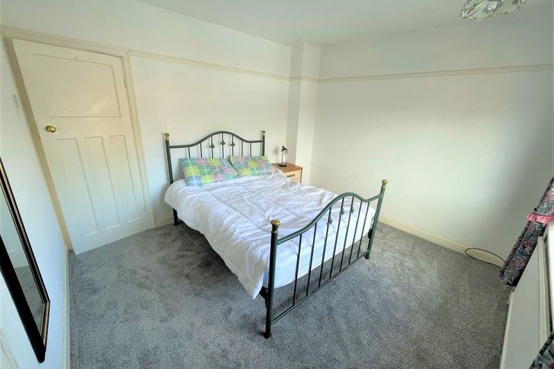 2 bed Semi-Detached House For Auction