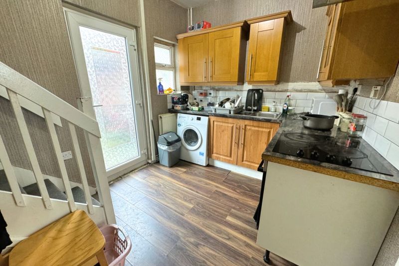 1 bed Terraced House For Auction