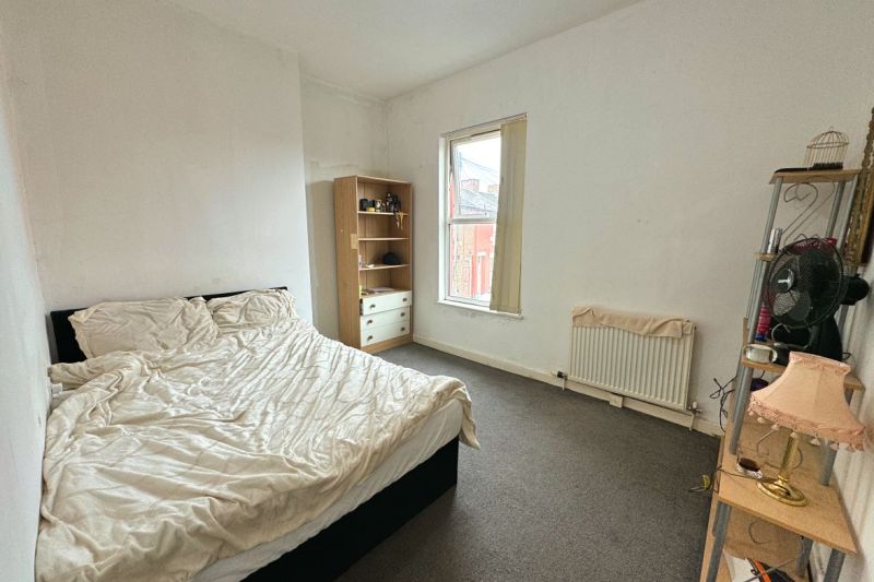 1 bed Terraced House For Auction