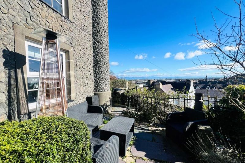 3 bed Detached House For Auction