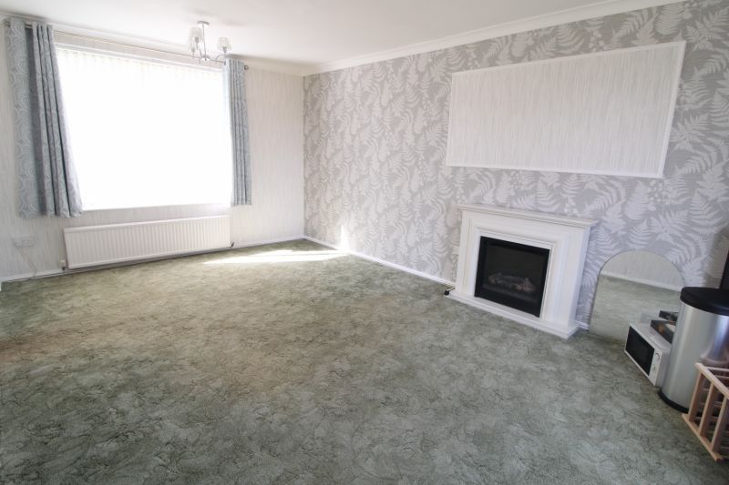 3 bed End Terrace House For Auction