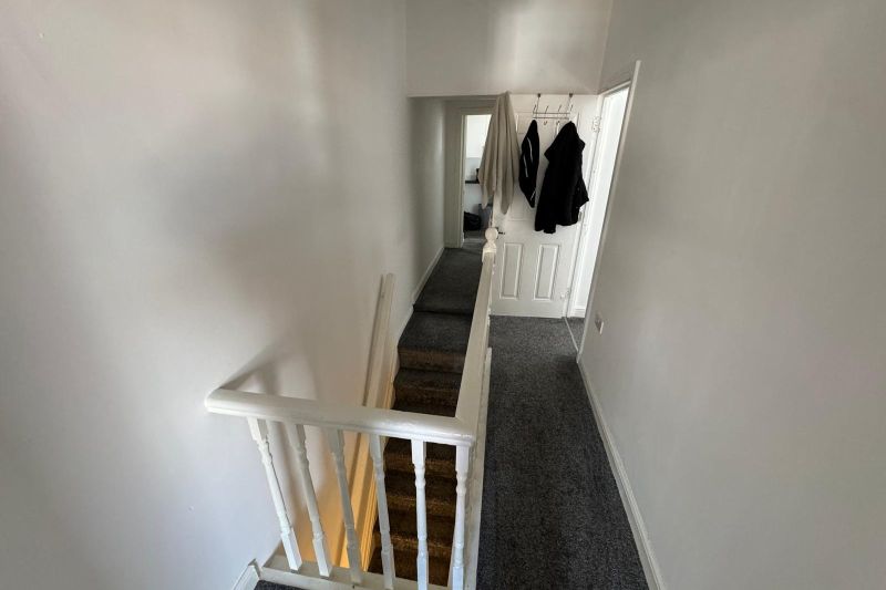 2 bed Semi-Detached House For Auction