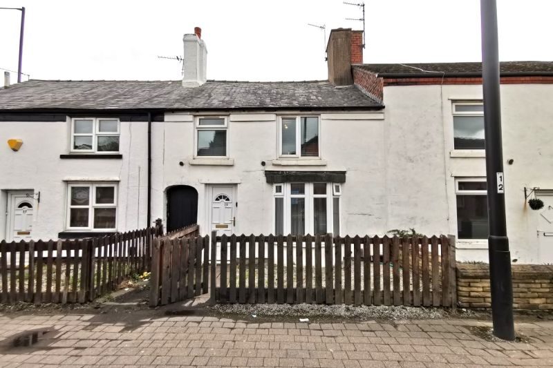 4 bed Terraced House For Auction
