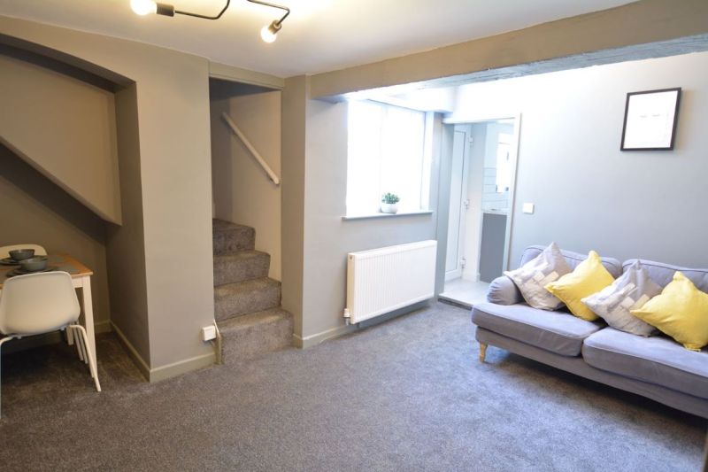 4 bed Terraced House For Auction