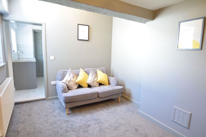 4 bed Terraced House For Auction