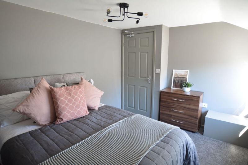 4 bed Terraced House For Auction