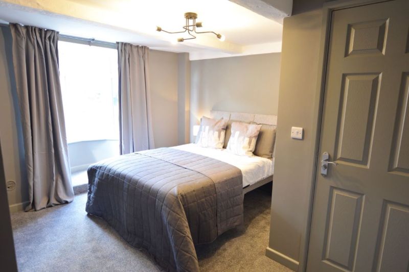 4 bed Terraced House For Auction