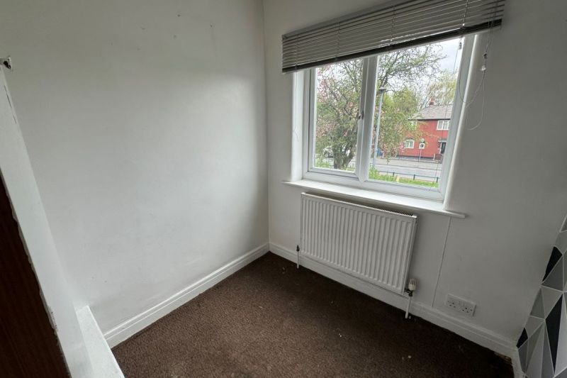 3 bed Semi-Detached House For Auction