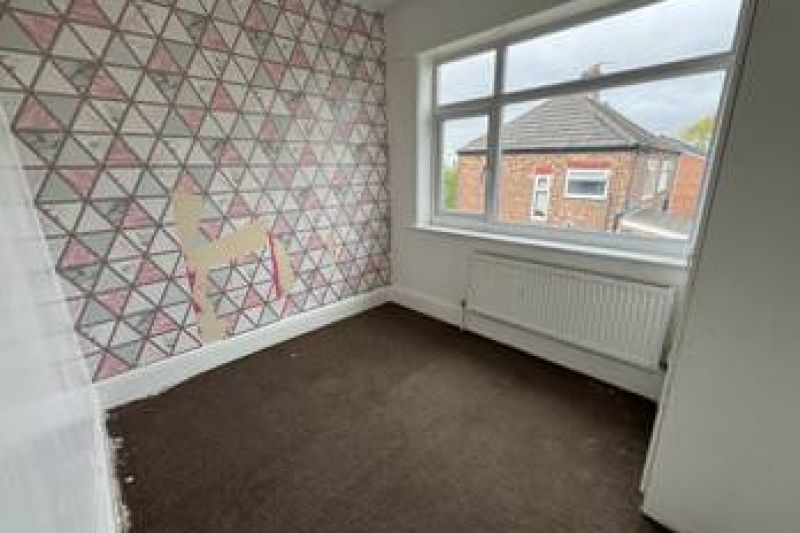 3 bed Semi-Detached House For Auction