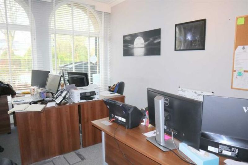 Office Commercial For Auction