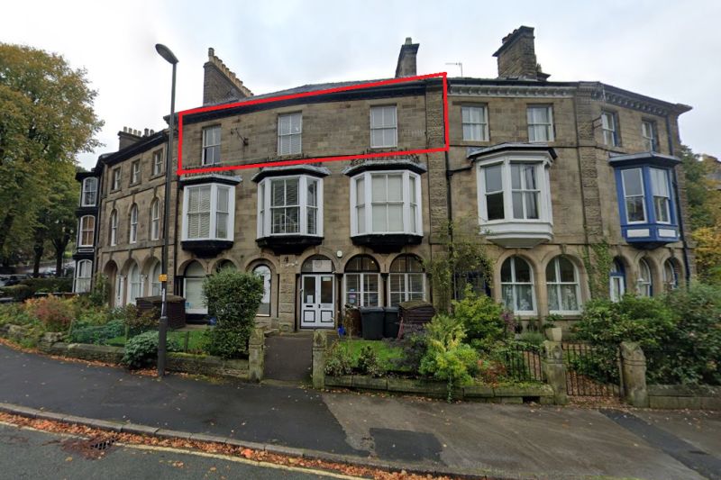 7 bed Duplex Apartment For Auction