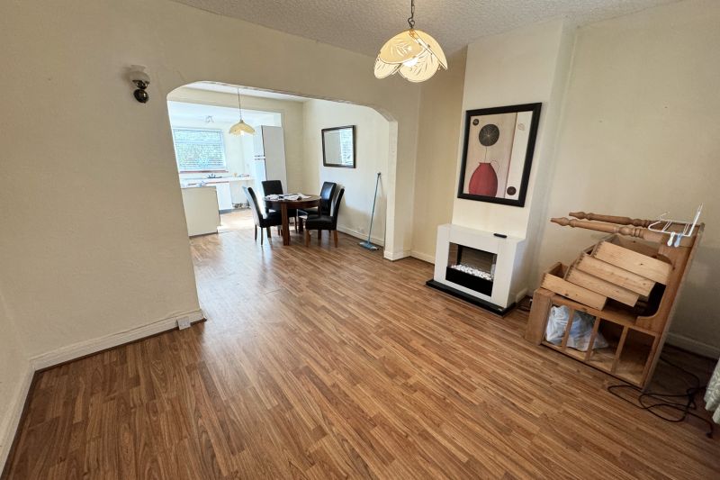 3 bed Semi-Detached House For Auction