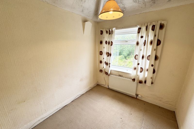 3 bed Semi-Detached House For Auction