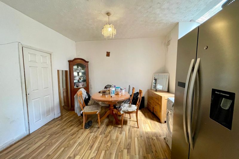 3 bed Terraced House For Auction