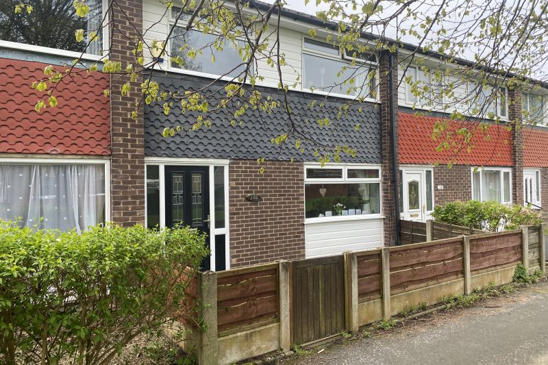 3 bed Terraced House For Auction