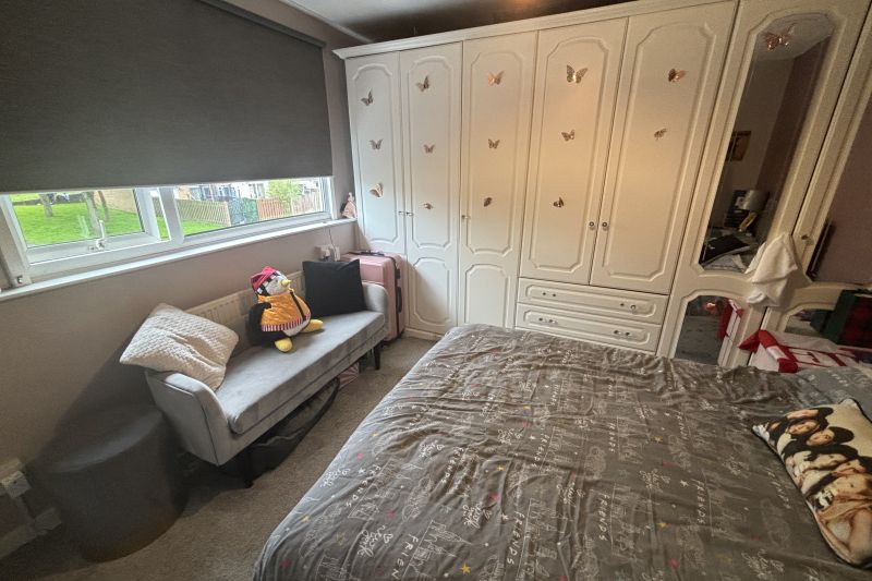 3 bed Terraced House For Auction