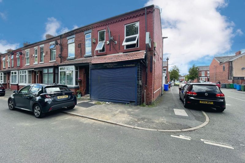 1 bed Mixed Use Commercial For Auction