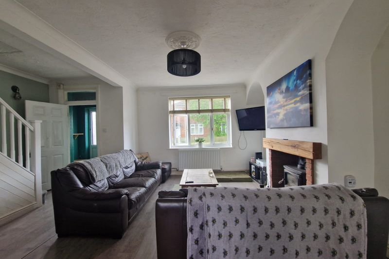 3 bed Semi-Detached House For Auction