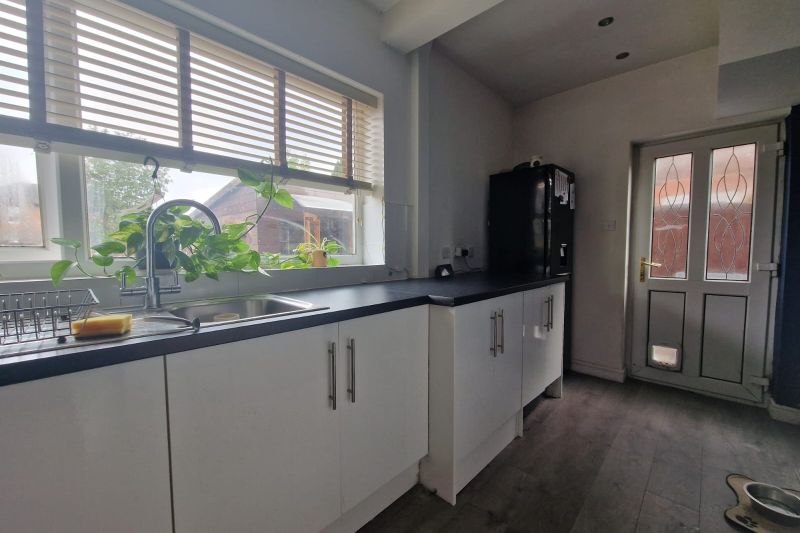 3 bed Semi-Detached House For Auction