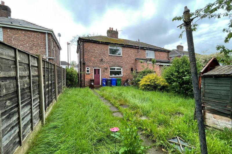 3 bed Semi-Detached House For Auction