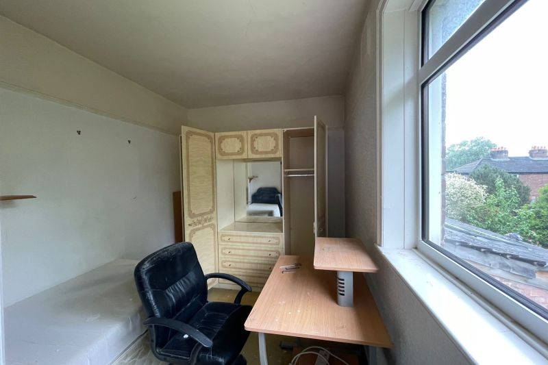 3 bed Semi-Detached House For Auction