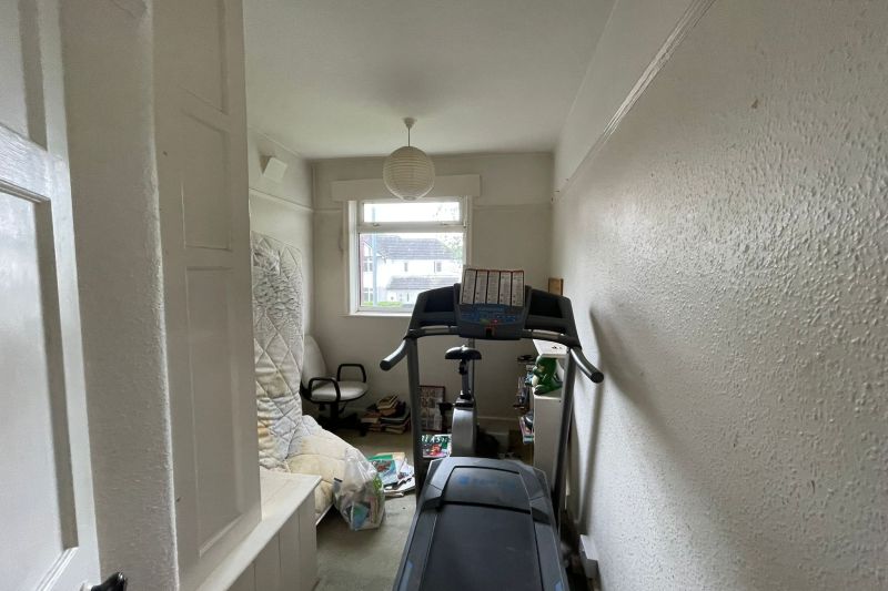 3 bed Semi-Detached House For Auction