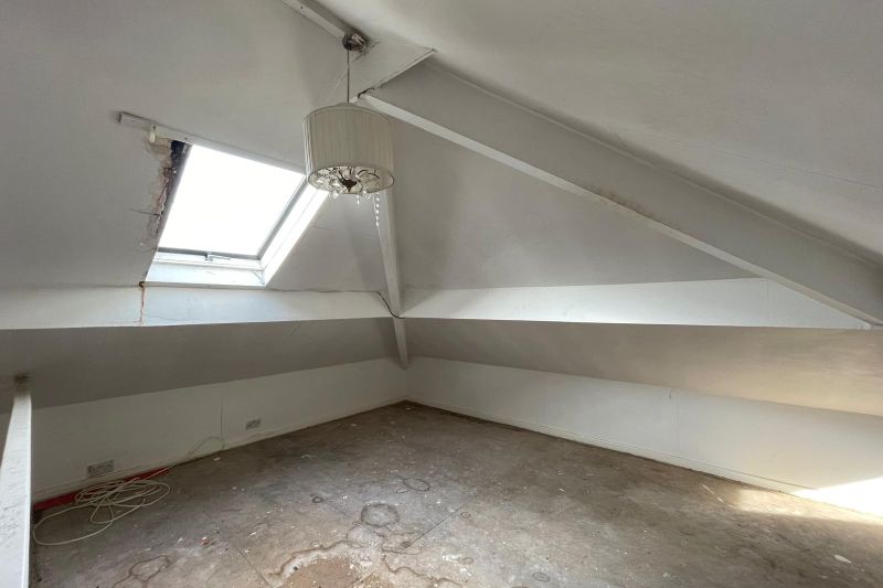 1 bed Mixed Use Commercial For Auction