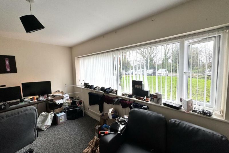 1 bed Apartment For Auction