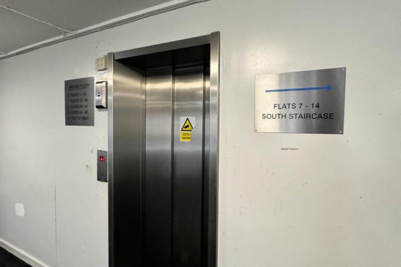 1 bed Apartment For Auction
