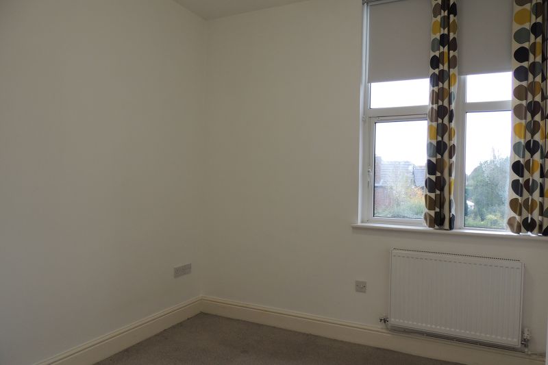 1 bed Apartment For Auction