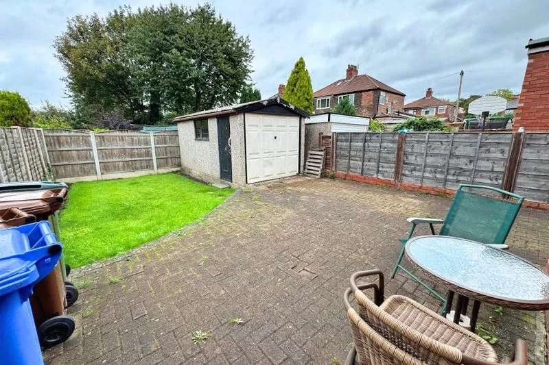 3 bed Semi-Detached House For Auction