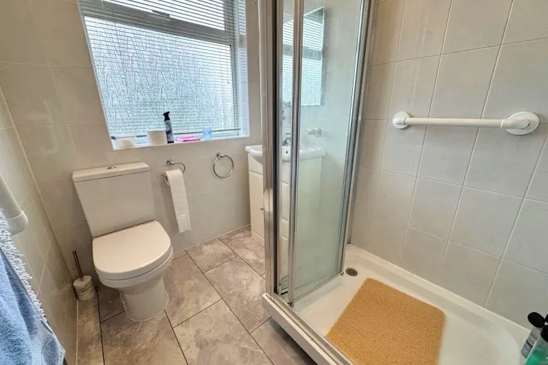 3 bed Semi-Detached House For Auction